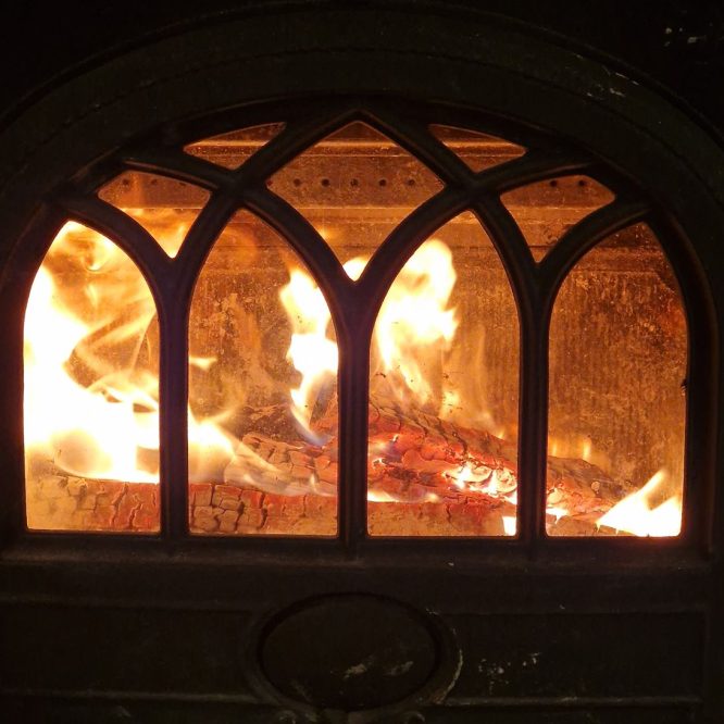 Fire ceramic in a wood stove